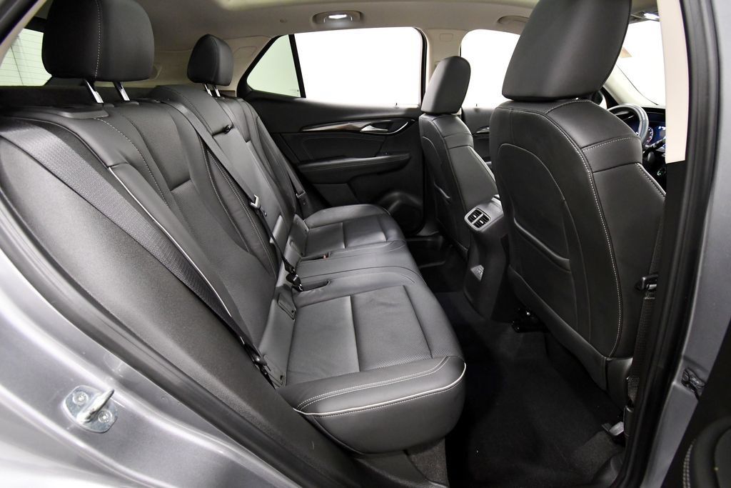 Used 2021 Buick Envision Essence w/ Technology Package I AWD/4WD image 18