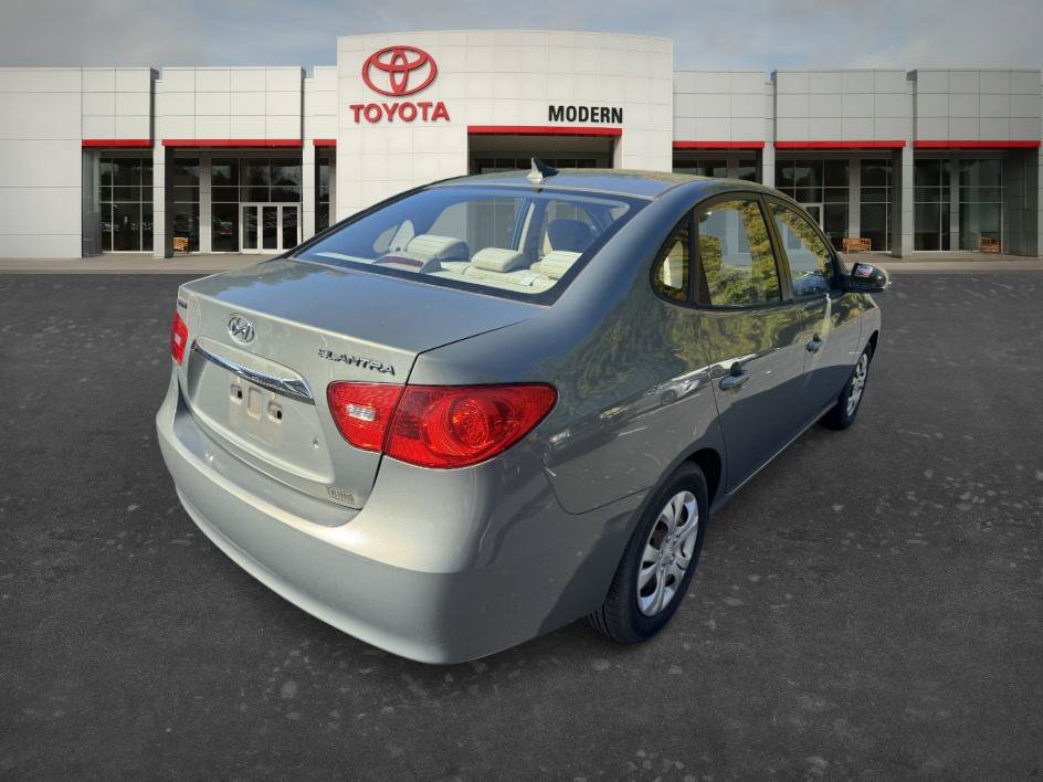 Used 2010 Hyundai Elantra GLS FWD image 14