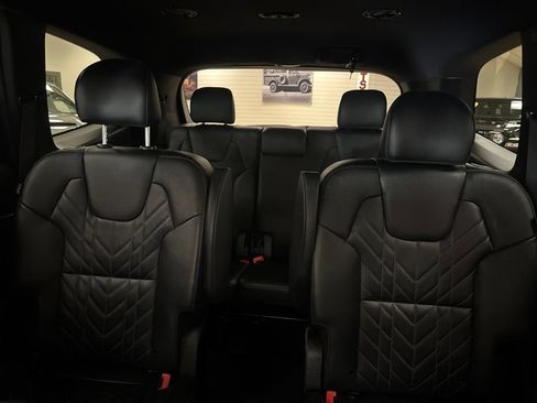 Used 2024 Kia Telluride EX X-Line AWD/4WD image 9