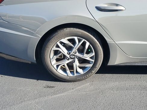 Used 2023 Hyundai Sonata SEL image 12