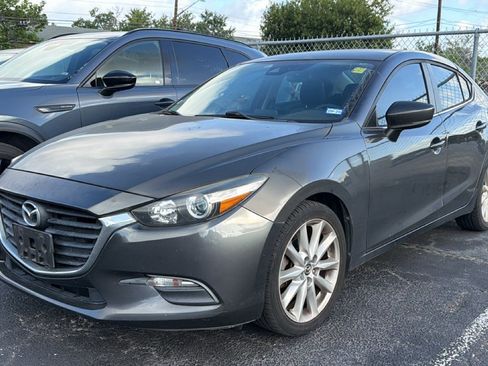 Used 2017 MAZDA MAZDA3 Touring FWD image 13