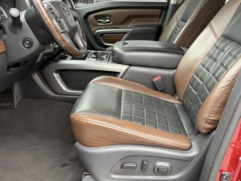 Used 2019 Nissan Titan Platinum Reserve w/ Platinum Utility Package image 20