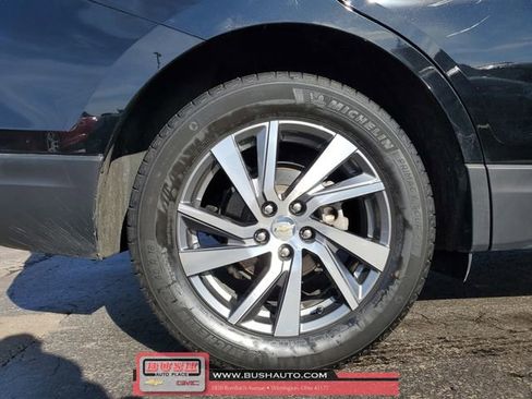Used 2024 Chevrolet Equinox LT w/ LPO, Floor Liner Package image 6