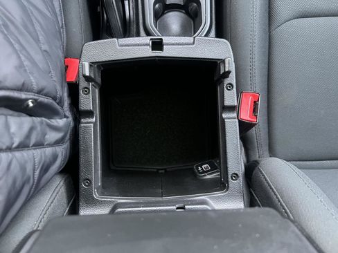 Used 2019 Jeep Wrangler Unlimited Sport image 20