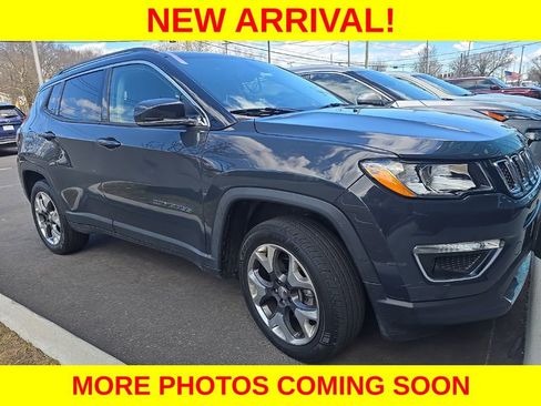 Used 2018 Jeep Compass Limited image 2