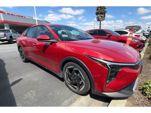 Used 2025 Kia K4 EX image 2