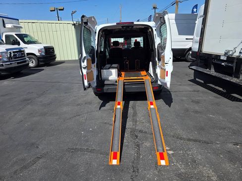 Used 2017 Ford Transit Connect XL FWD image 14