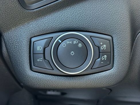 Used 2017 Ford Escape SE w/ Equipment Group 201A AWD/4WD image 22