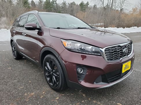 Used 2020 Kia Sorento EX image 3