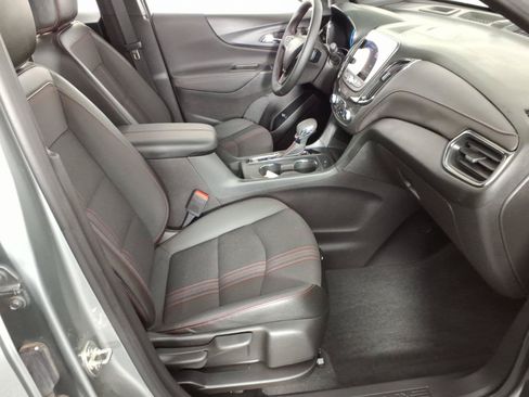 Used 2024 Chevrolet Equinox RS FWD image 8