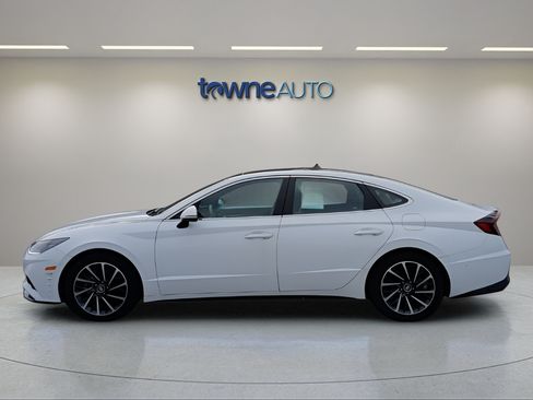 Used 2020 Hyundai Sonata Limited w/ Preferred Accessory Package FWD image 2