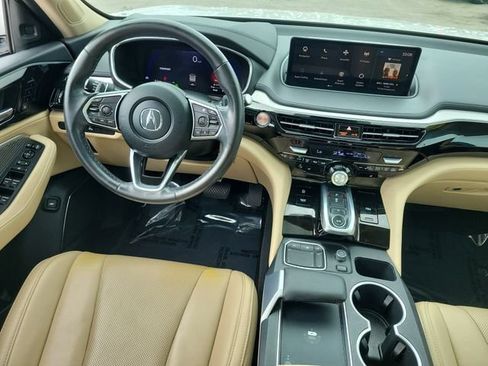 Used 2023 Acura MDX SH-AWD w/ Technology Package image 17