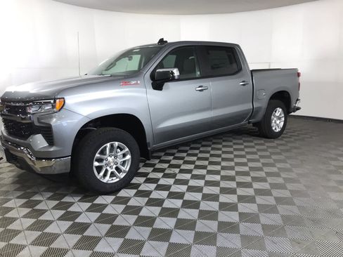 New 2026 Chevrolet Silverado 1500 LT image 3