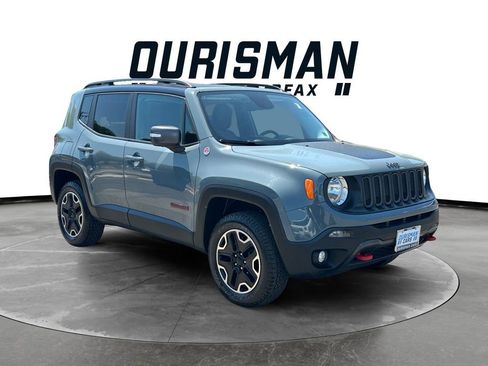 Used 2016 Jeep Renegade Trailhawk w/ Premium Trailhawk Package AWD/4WD image 1