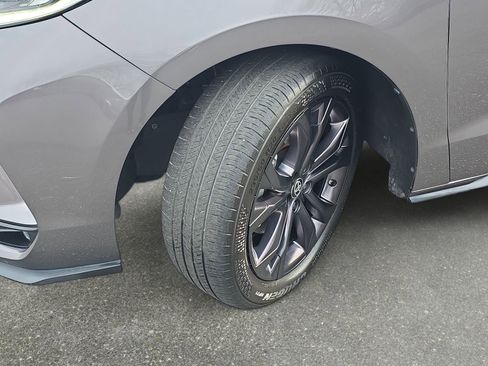 Used 2022 Toyota Sienna XSE image 33