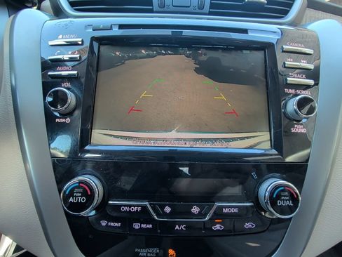 Used 2019 Nissan Murano SV AWD/4WD image 22
