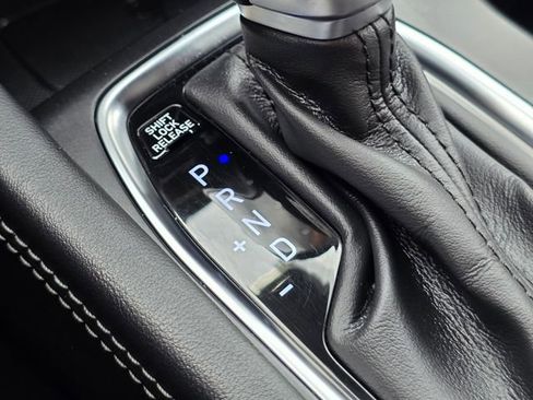 Used 2020 Hyundai Santa Fe Limited image 32