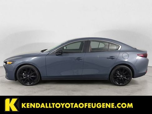 Used 2024 MAZDA MAZDA3 s AWD/4WD image 2
