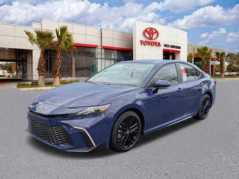 New 2026 Toyota Camry SE image 9