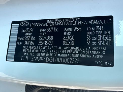 Used 2024 Hyundai Santa Fe Limited AWD/4WD image 32