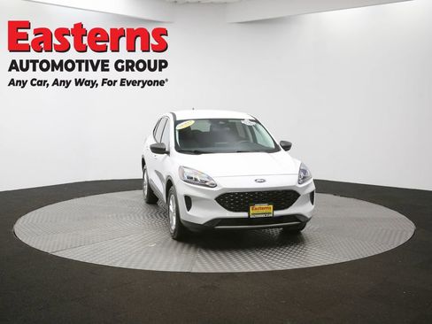 Used 2022 Ford Escape SE image 50