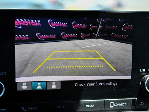 Used 2023 Honda Accord EX image 19