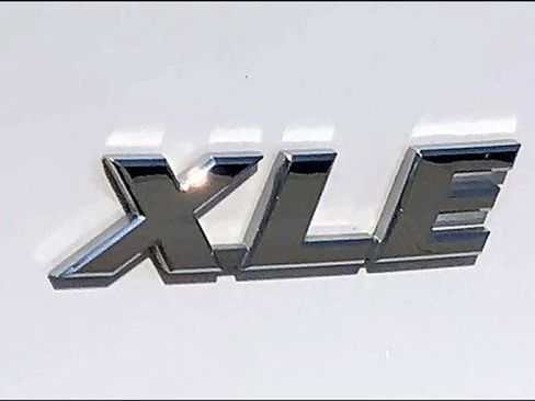 Used 2025 Toyota RAV4 XLE image 10