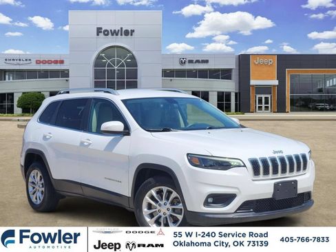 Used 2019 Jeep Cherokee Latitude w/ Popular Appearance Group FWD image 1