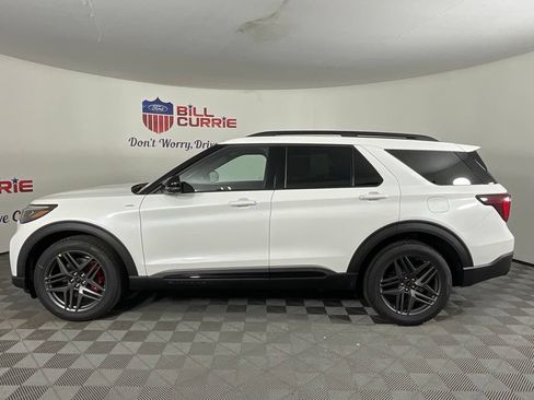 New 2026 Ford Explorer ST-Line w/ ST-Line Street Pack RWD image 6