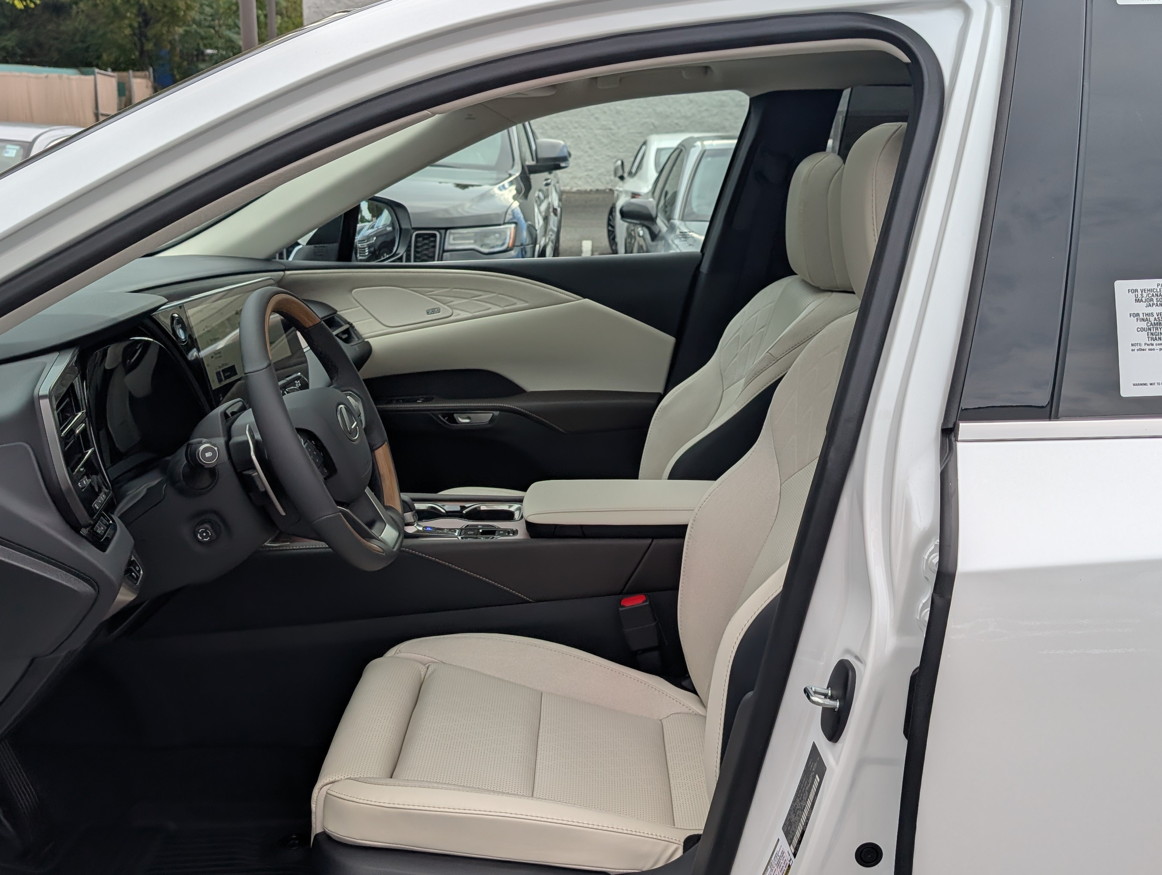New 2026 Lexus RX 350 AWD/4WD image 13
