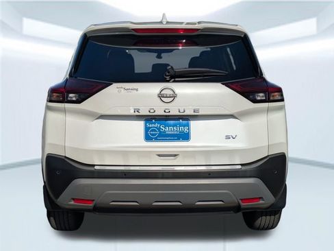 Certified 2023 Nissan Rogue SV FWD image 5