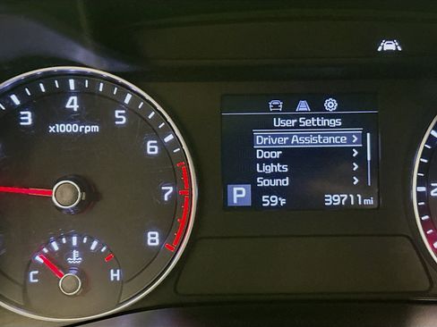 Used 2021 Kia Forte LXS image 18