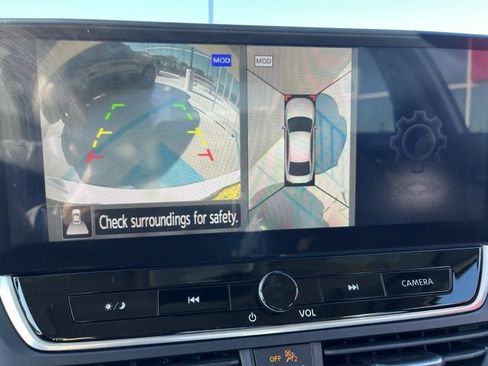 Certified 2024 Nissan Altima 2.5 SL image 11