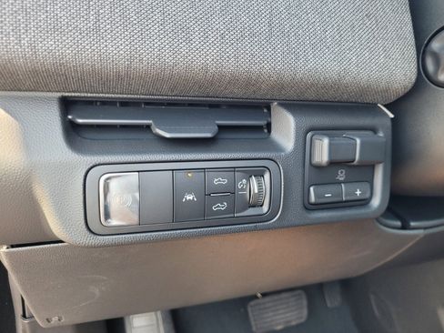 New 2026 GMC Sierra EV Elevation w/ Premium Package image 23