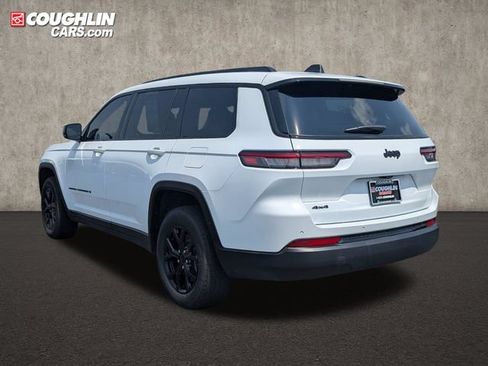 Used 2025 Jeep Grand Cherokee L Altitude AWD/4WD image 5