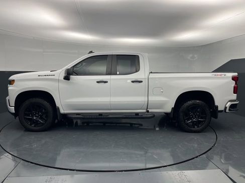 Used 2021 Chevrolet Silverado 1500 Custom w/ Rally Edition image 4