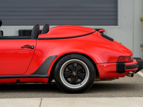 Used 1989 Porsche 911 Carrera RWD image 97