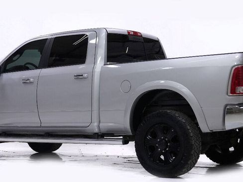 Used 2015 RAM 2500 Laramie w/ Protection Group AWD/4WD image 4