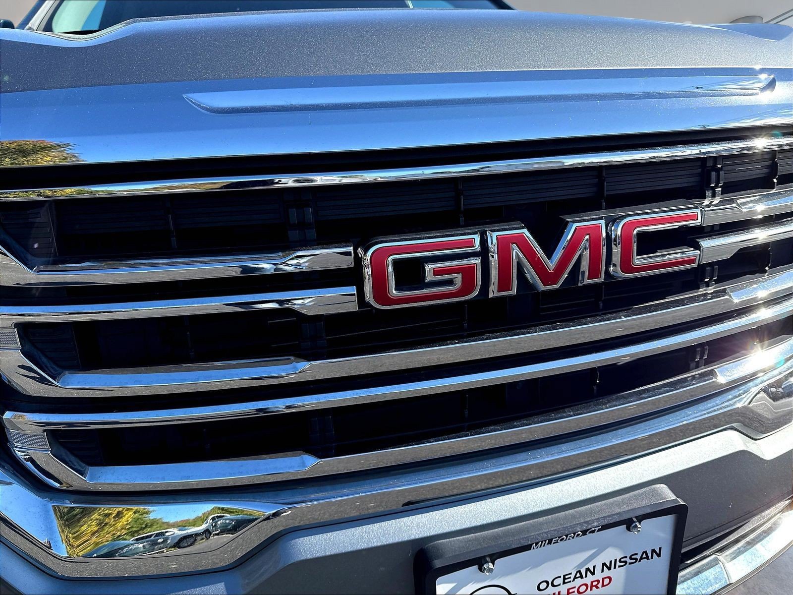 Used 2023 GMC Acadia SLT w/ Preferred Package AWD/4WD image 36
