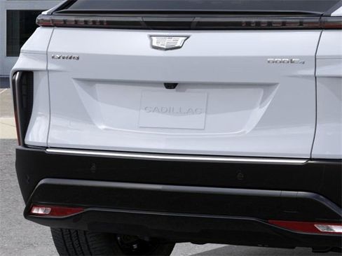 New 2026 Cadillac Lyriq Luxury image 14