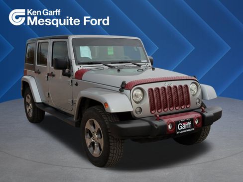 Used 2018 Jeep Wrangler Unlimited Sahara image 1