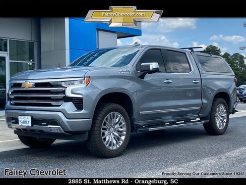 Used 2024 Chevrolet Silverado 1500 High Country AWD/4WD image 1