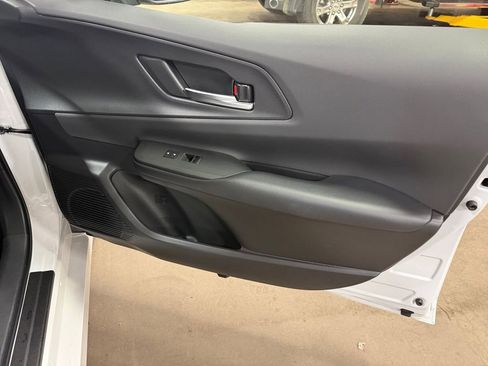 Used 2026 Toyota Prius AWD image 16