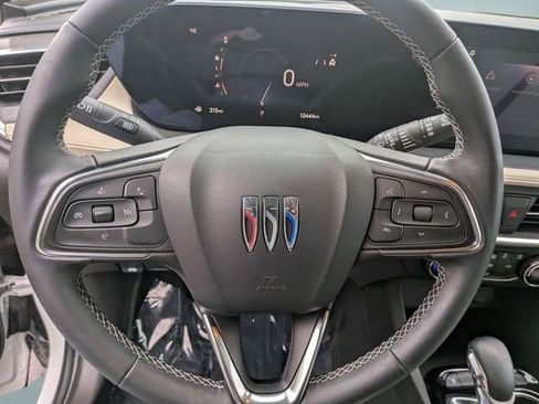 Used 2024 Buick Encore GX Preferred FWD image 18