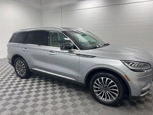 Certified 2022 Lincoln Aviator AWD w/ Premium Package image 4