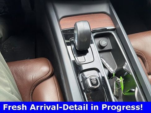 Used 2024 Volvo S60 B5 Ultimate image 8