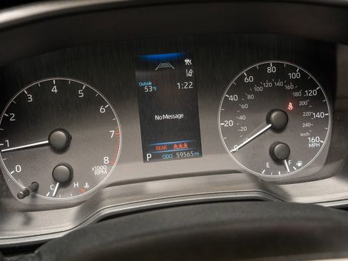 Used 2023 Toyota Corolla Cross LE image 15