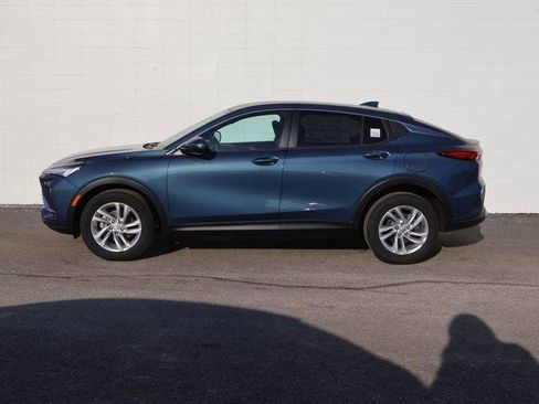 New 2026 Buick Envista Preferred image 3