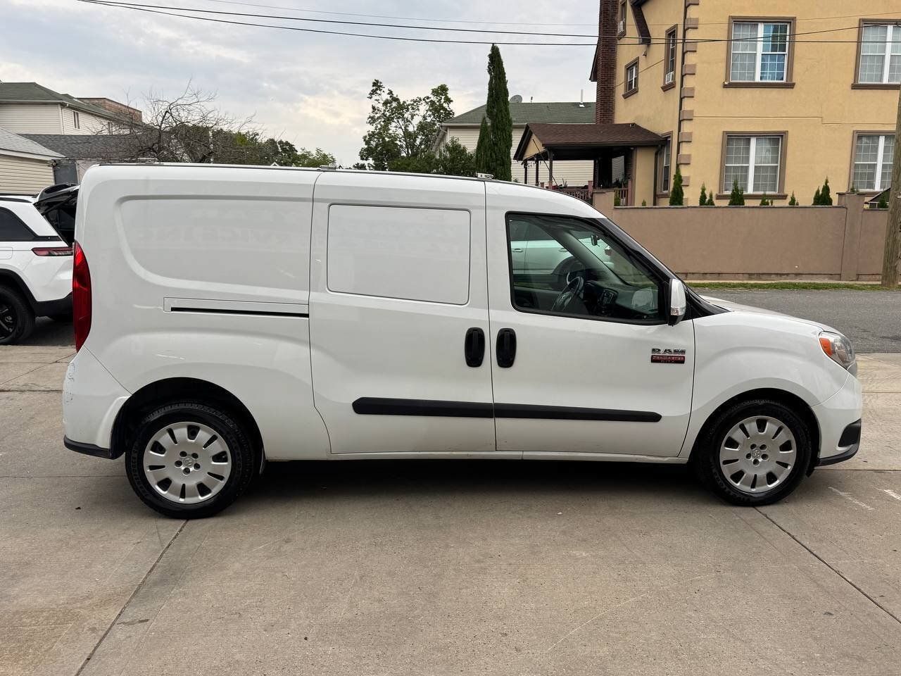 Used 2021 RAM ProMaster City Tradesman SLT w/ Window Group 04 FWD image 3