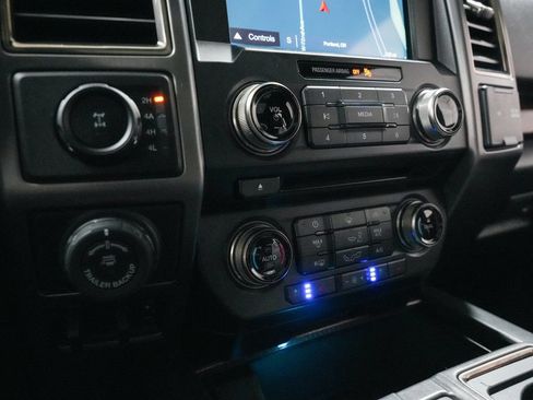 Used 2018 Ford F150 Raptor w/ Equipment Group 802A Luxury AWD/4WD image 17